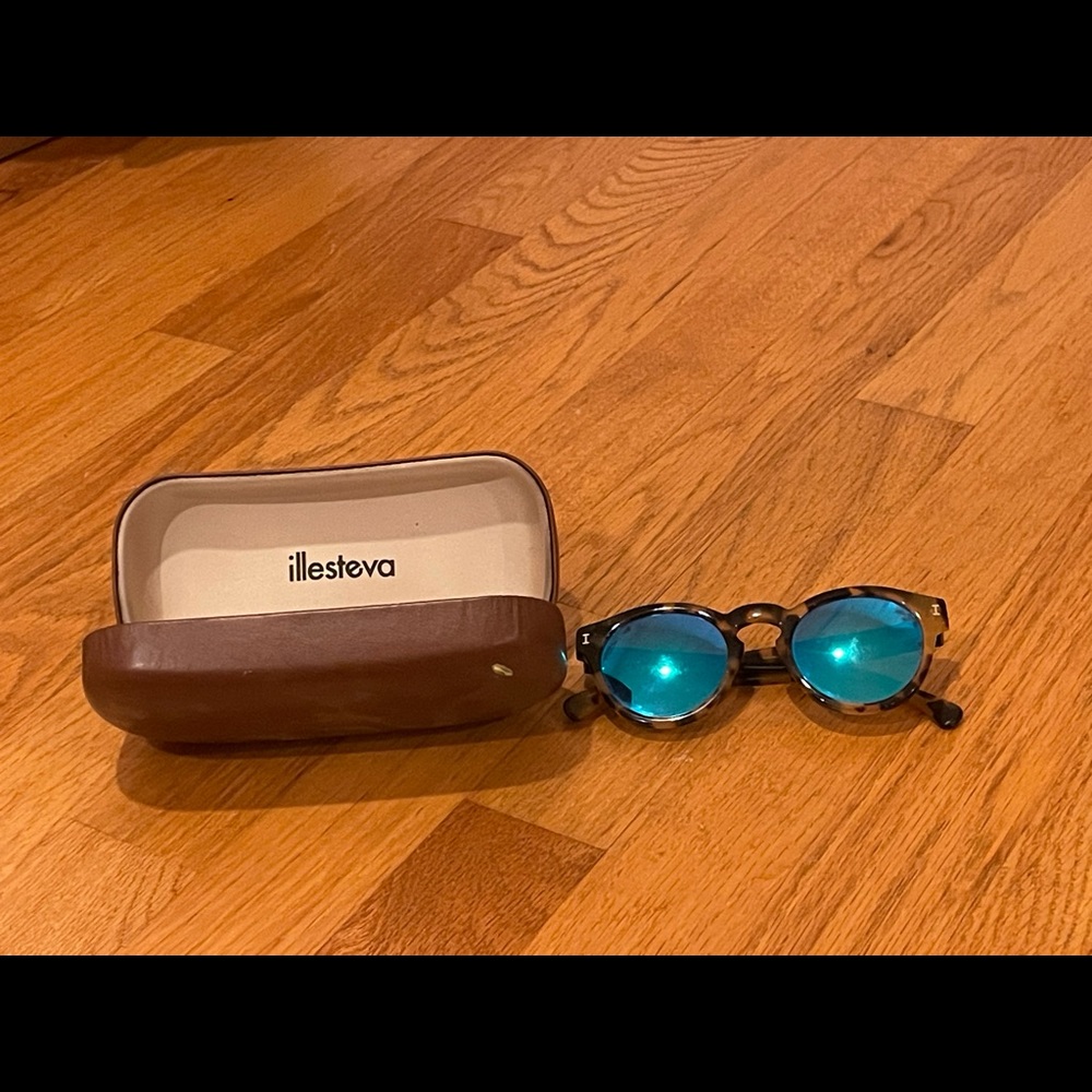 Illesteva sunglasses